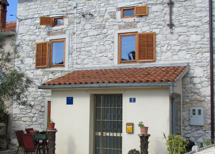 Filipi 5 * Vižinada