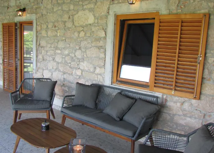 Apartment Filipi 5 *